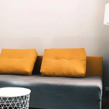Apartment For Singles Or Couples In The Best Street Mariacka 民宿